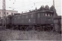 144 504-8 im Bw Freilassing am 26.10.1983