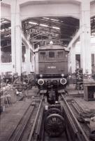 144 502-2 im Bw Freilassing am 26.10.1983