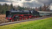 Dampflokomotive 01 066 mit einem Sonderzug in Freilassing